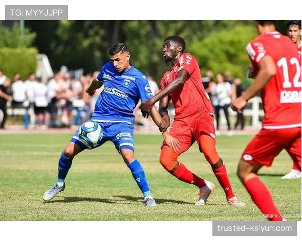 欧塞尔阵地战防守漏洞百出 面对强队围攻难以组织有效抵抗