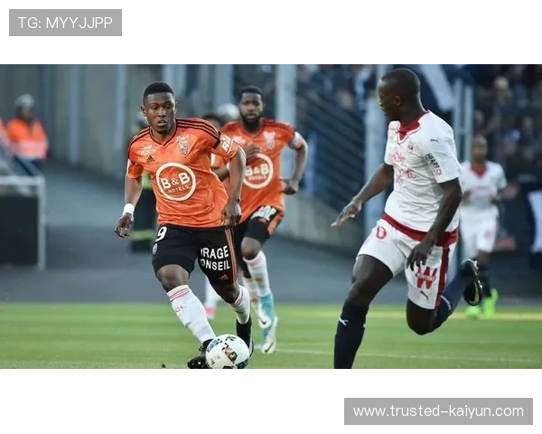 里尔补时遭洛里昂绝平 冲击欧战区关键两分遗憾丢失 里尔补时遭洛里昂绝平 冲击欧战区关键两分遗憾丢失